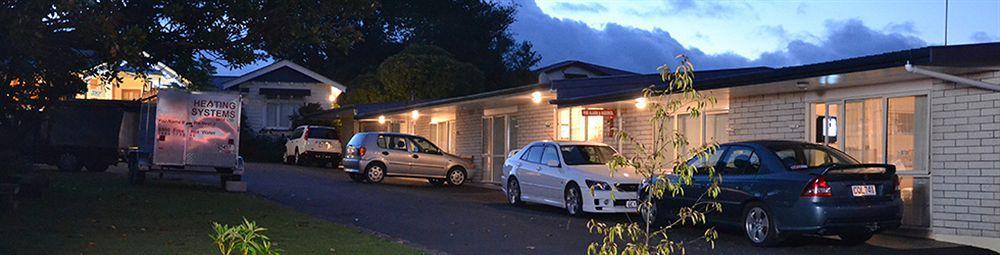 Broadway Lodge Motel ストラトフォード エクステリア 写真